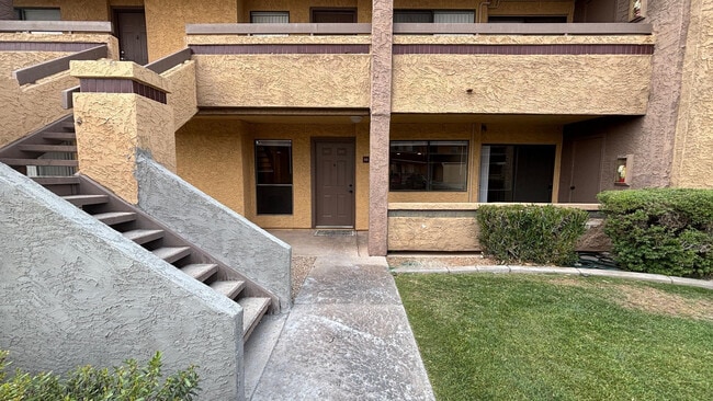 Building Photo - 3601 W Tierra Buena Ln Unit 155