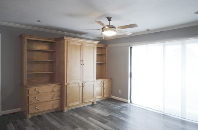 Photo - 8427 Hearth Dr
