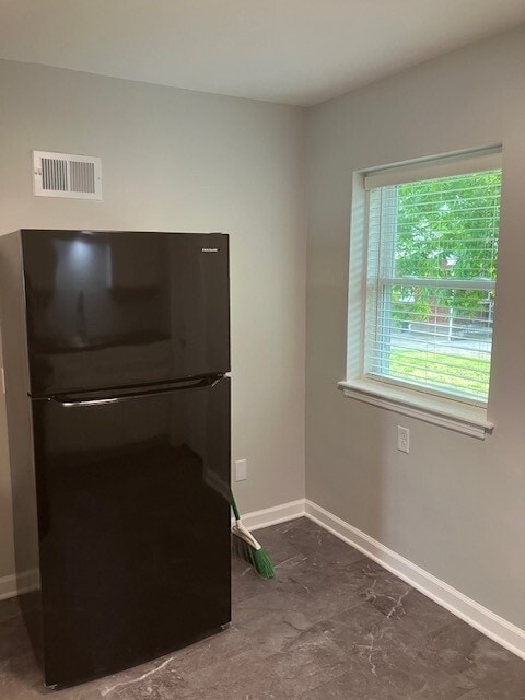 Photo - 306 Hamlin St Unidad 2