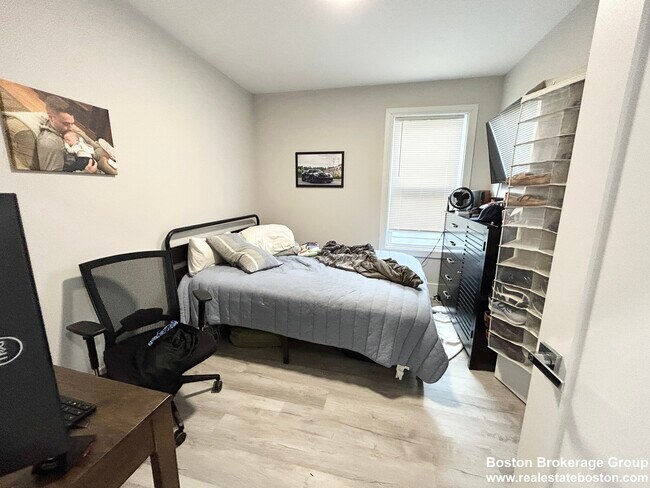 Photo - 23 Mount Vernon St Unit 3