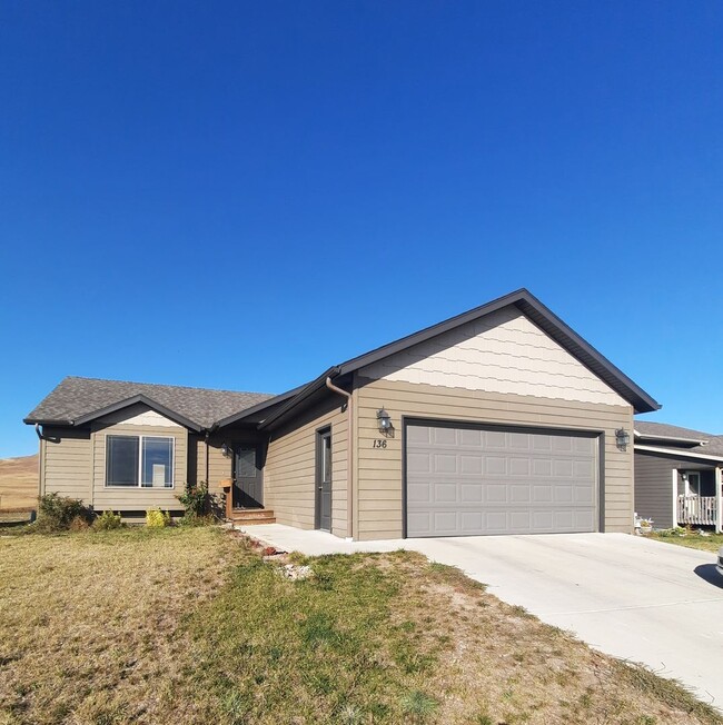 4 BED | 3 BATH | DOUBLE GARAGE | MALL RIDGE - 4 BED | 3 BATH | DOUBLE GARAGE | MALL RIDGE House