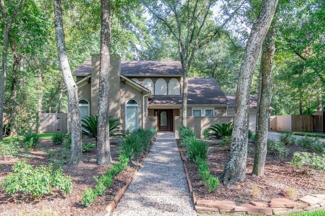 Building Photo - 10 Coralvine Ct