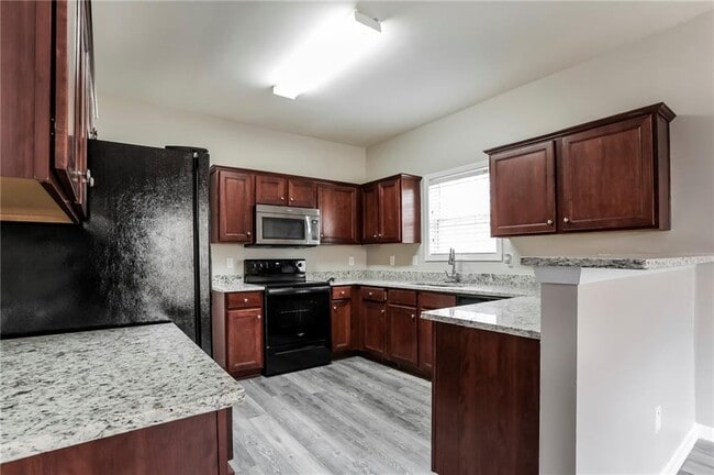 Photo - 4830 Ferncrest Pl