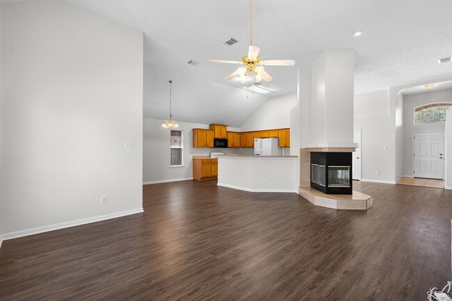 Photo - 6222 Founding Dr