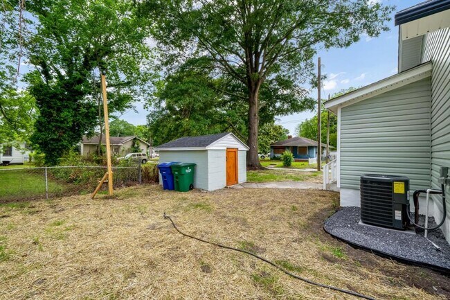 Photo - 707 Douglas Ave