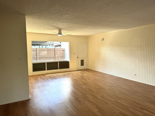 Photo - Koko Isle Circle - 3 bedroom, 2 full bath, 1 half bath with two car carport