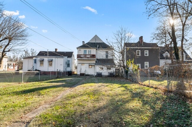 Photo - 2733 Dumesnil St Unit 1