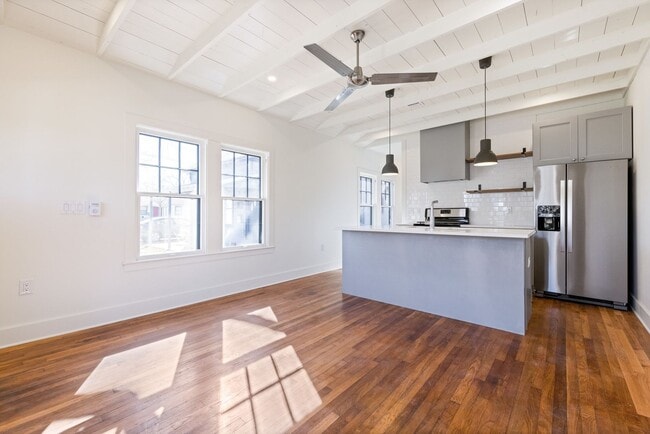 Photo - RECENTLY RENOVATED CHARMING 1/1 DUPLEX IN THE HAPPENING HISTORIC DISTRICT OF DIGNOWITY HILL