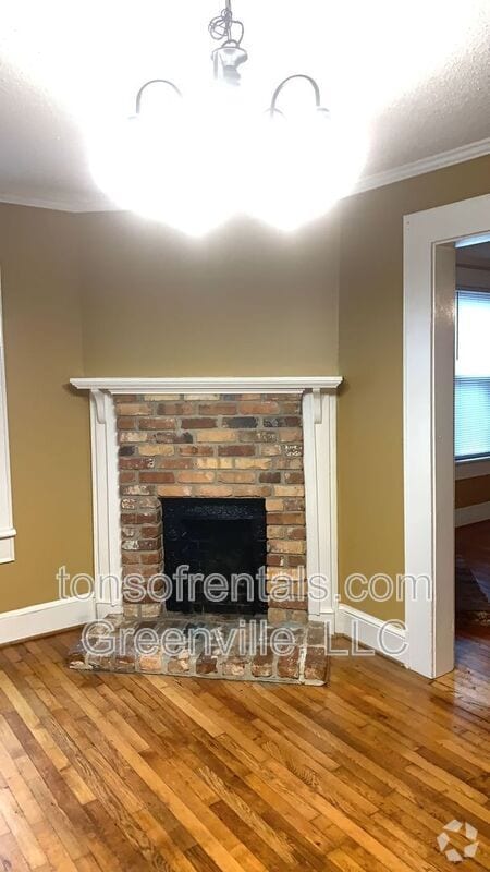 Building Photo - 414 Randall Street C Rental