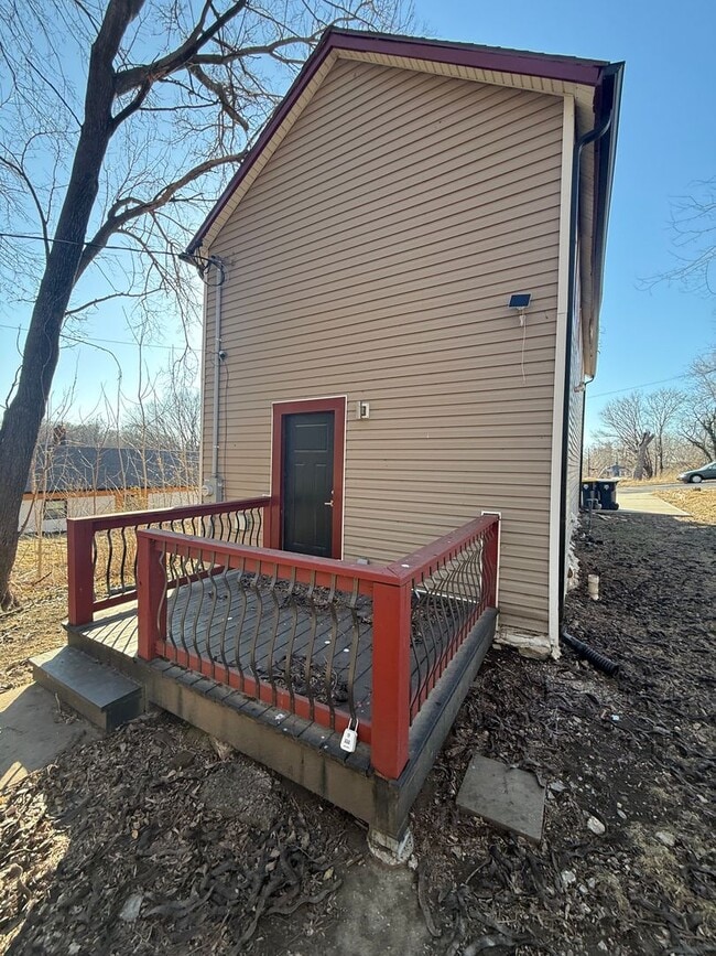 Photo - Beautifully Remodeled 3 Bedroom, 3 Bath Home for Rent!