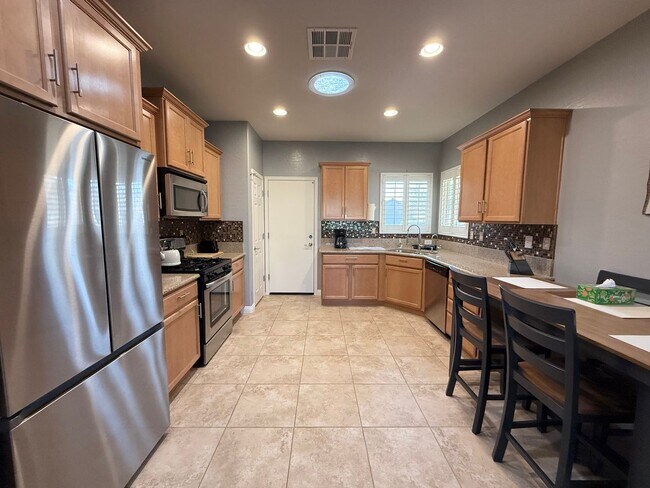 Photo - 2/BD 2/BA 55+ Fully Furnished Home in Sole...