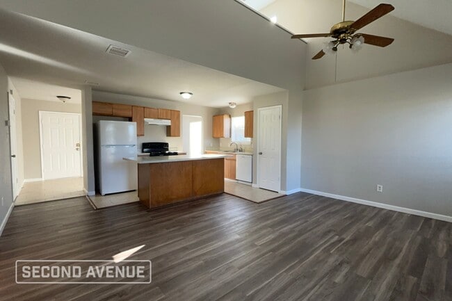 Photo - 4151 President's Dr S