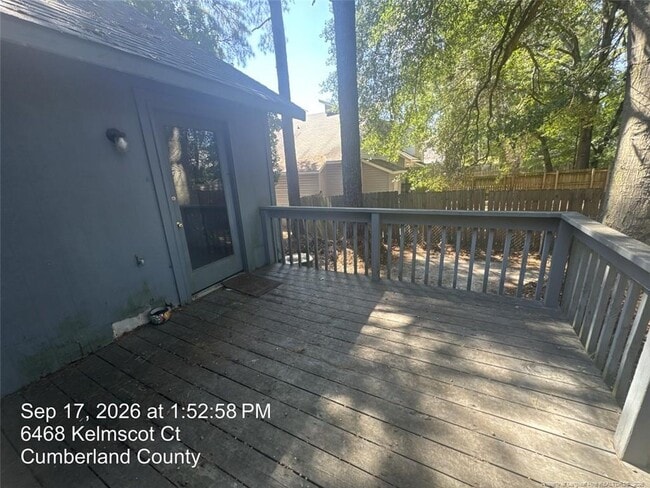 6468 Kelmscot Ct