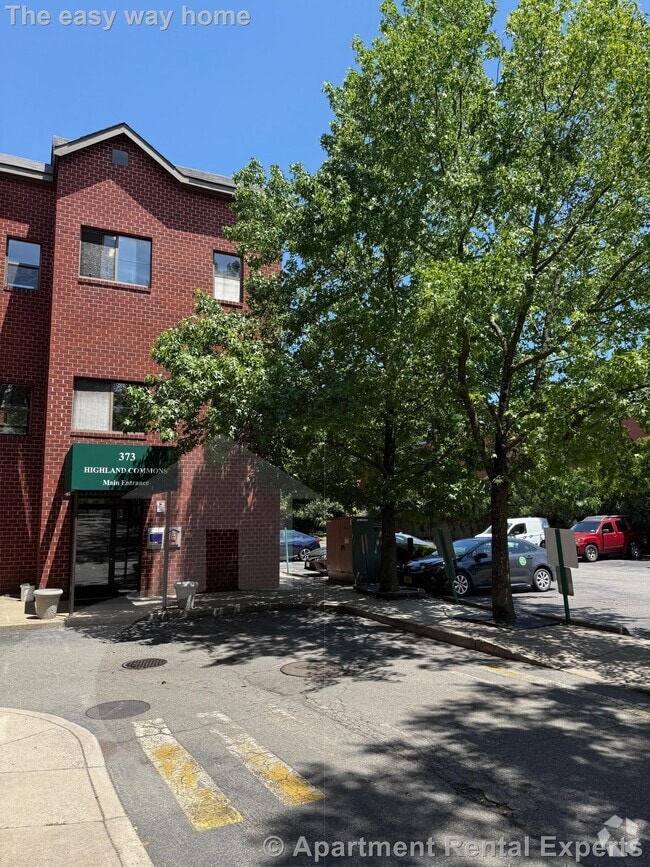 Building Photo - 373 Highland Ave Rental
