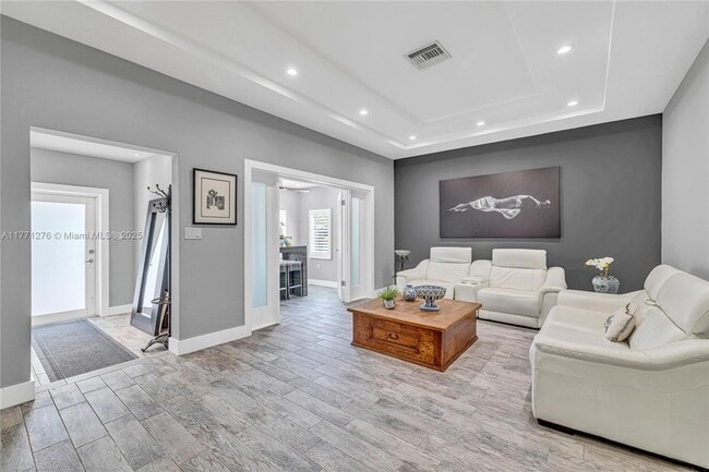 Photo - 2263 SW 12th St