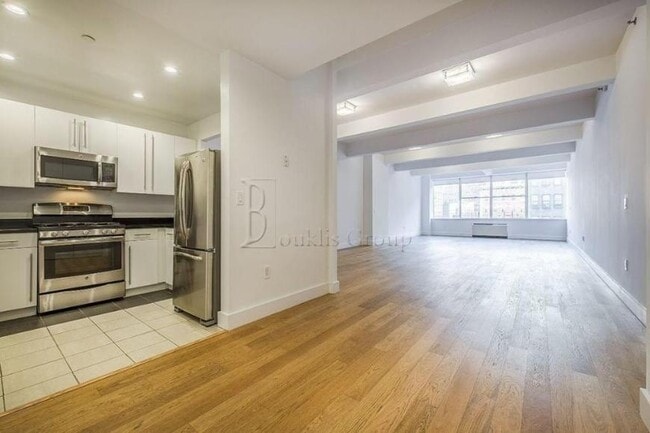 Building Photo - 2 bedroom in New York NY 10007 Unit 5K Rental