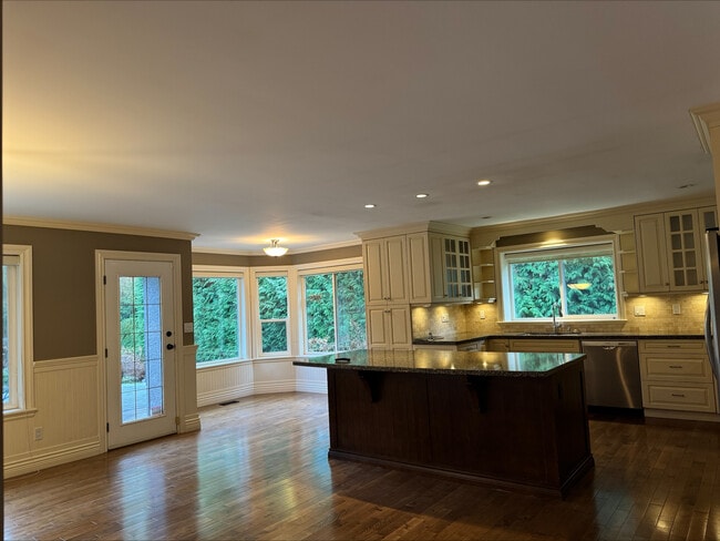 Photo - 4072 Prairie St