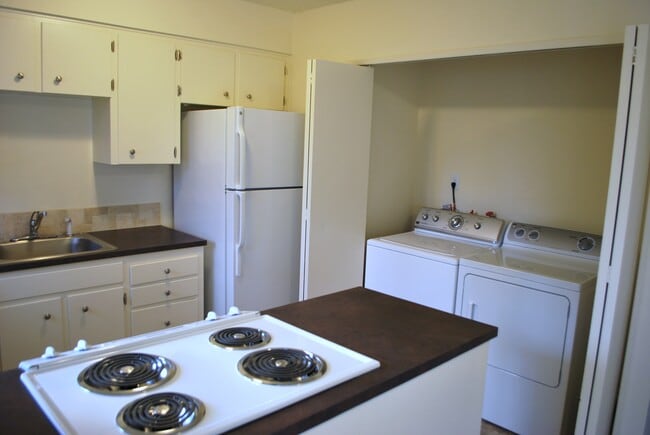 Photo - 620 SE 47th Ave