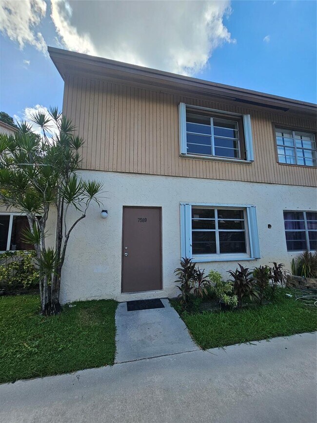 Photo - 7569 W Sunrise Blvd Unit 1