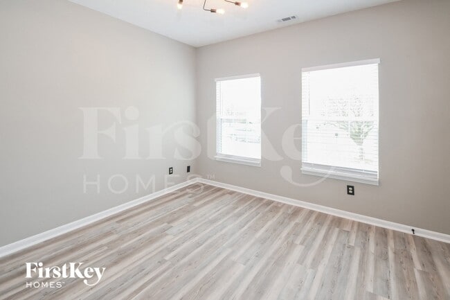 Photo - 443 N Odell St