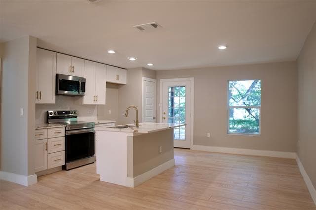 Photo - 2148 Kathleen Ave