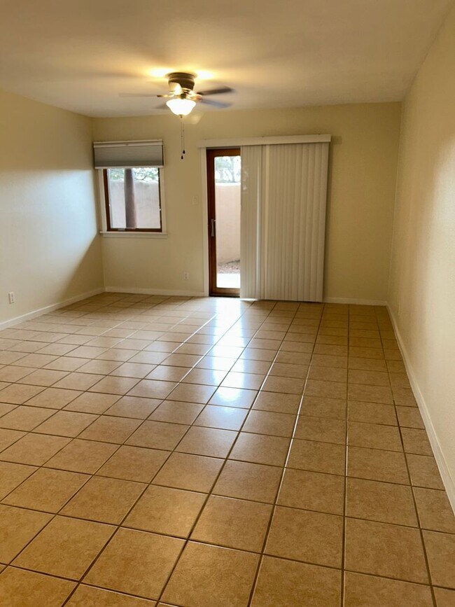601 W. San Mateo Road #28 - Lease Only *LE... - 601 W. San Mateo Road #28 - Lease Only *LE... Condo Unit 28