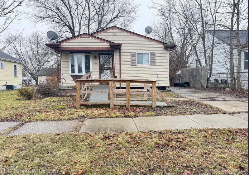 Charming 3-Bedroom Home in Flint with AC & Pet-Friendly Comfort – Just $1100/Month! - Charming 3-Bedroom Home in Flint with AC & Pet-Friendly Comfort – Just $1100/Month!