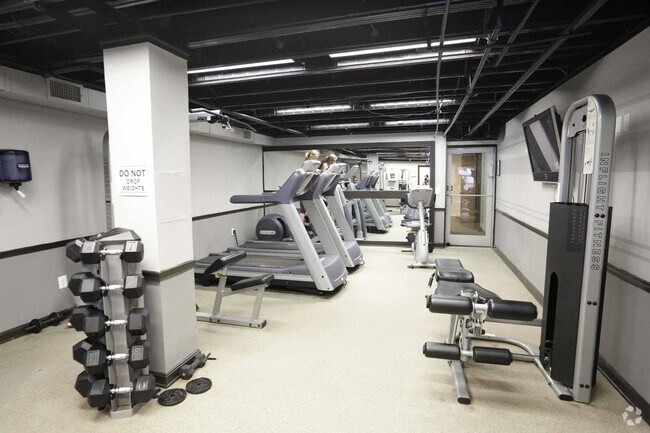 FITNESS CENTER - Park Georgetown