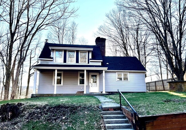 Building Photo - 358 Verbank Rd Rental