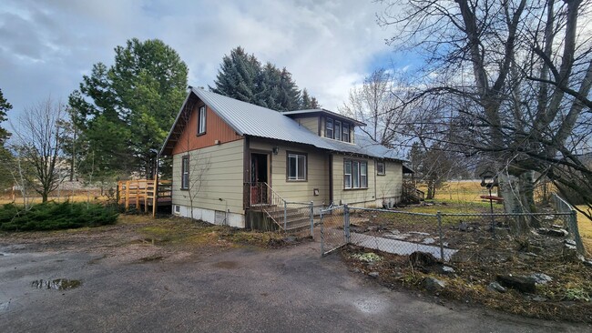 Photo - FRE17400 Unit 17400