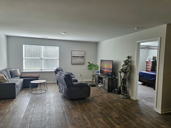 Photo - Lovely 3 Bedroom, 2 bath unfurnished home located in Sneads Ferry - Everett's Creek community