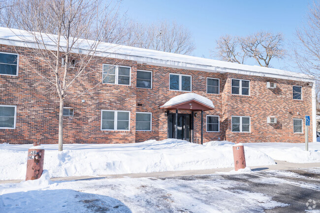 Building Photo - 321 W Bert St Unit 1 Rental