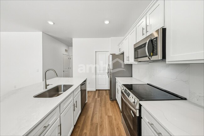 Photo - 13112 N Honest Endeavor Wy