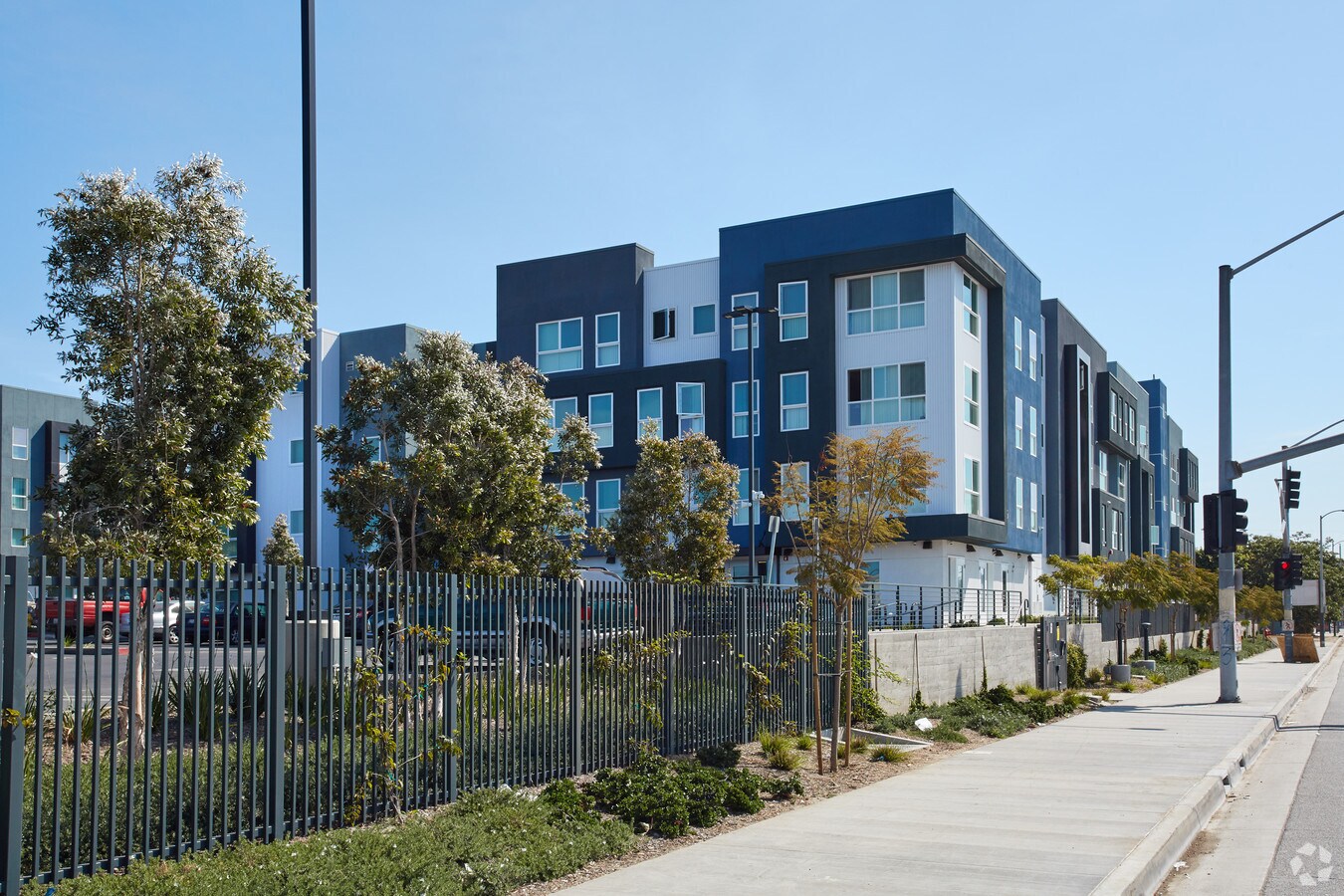 Photo - El Segundo Boulevard Apartments