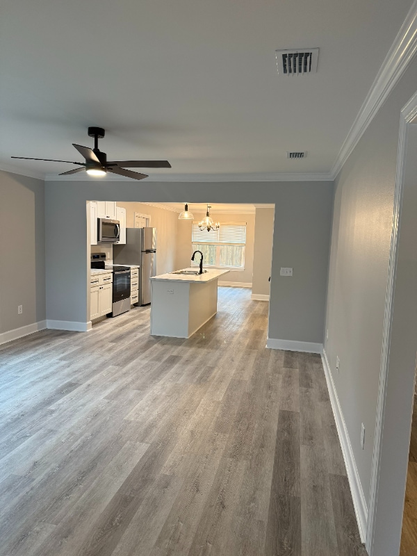 Photo - 16 Naskapi St