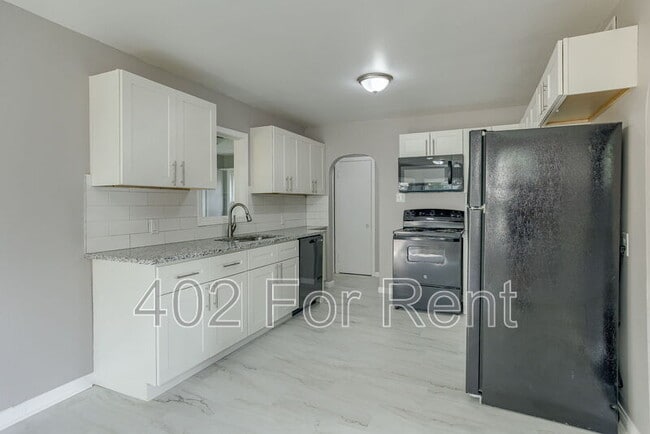 Photo - 3028 Whitmore St