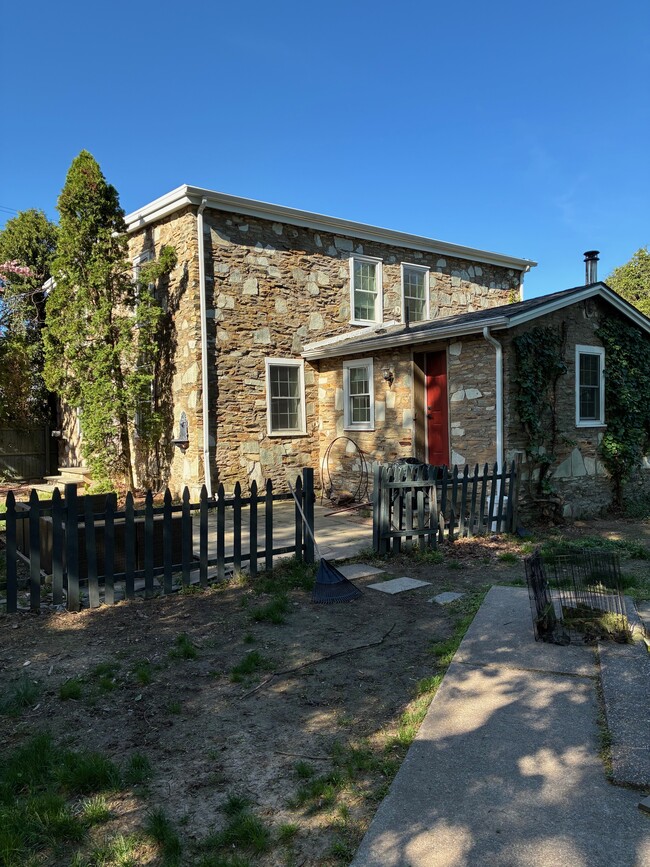 Photo - 743 Durham Rd House
