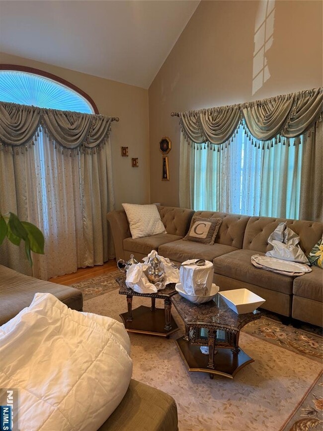 Photo - 424 Page Ave