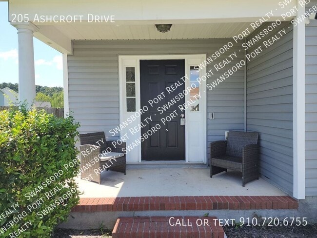 Photo - 205 Ashcroft Dr