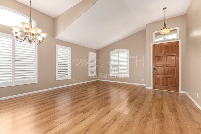 Photo - 2738 E Silverwood Dr