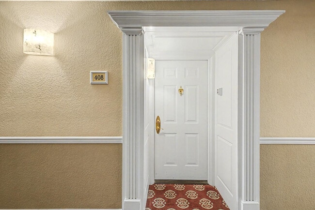 Photo - 4200 N Miller Rd Unidad 408