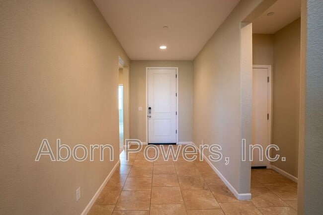 Photo - 7048 Greenford Way