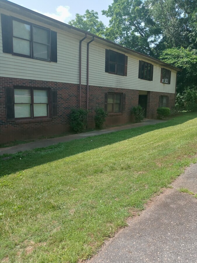 Photo - 735 S Cline Ave Unit C3