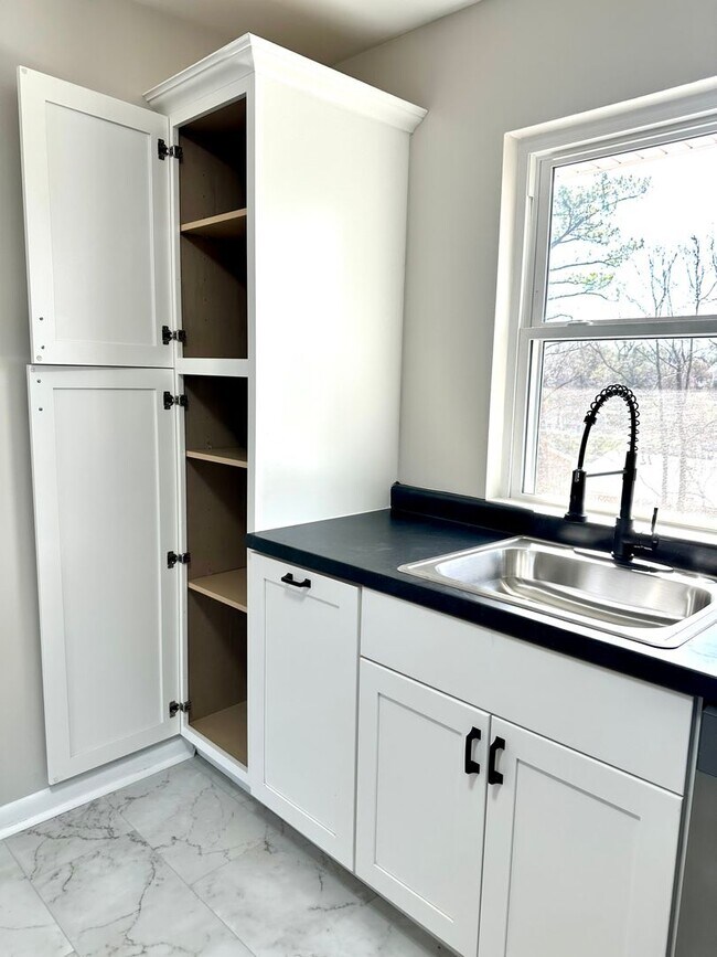 Photo - 2722 Riedling Dr Unit 4