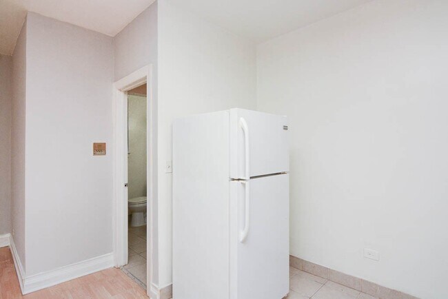 Photo - 4856 N Damen Ave Unit 701