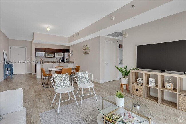 Building Photo - 950 Brickell Bay Dr Rental
