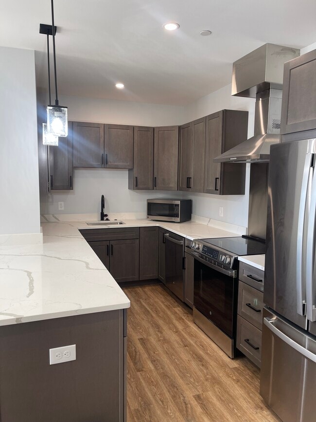 Photo - 21 Summer St Unidad 304