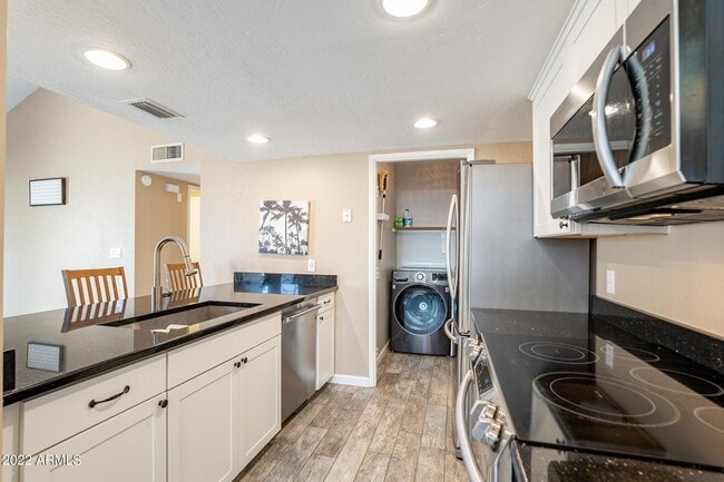 Photo - 2019 W Lemon Tree Pl