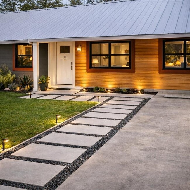 Building Photo - 2014 Pecan St