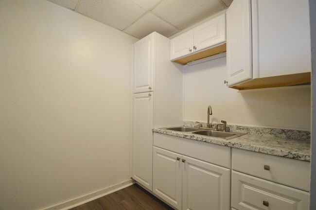 Photo - 191 Main St Unit 1